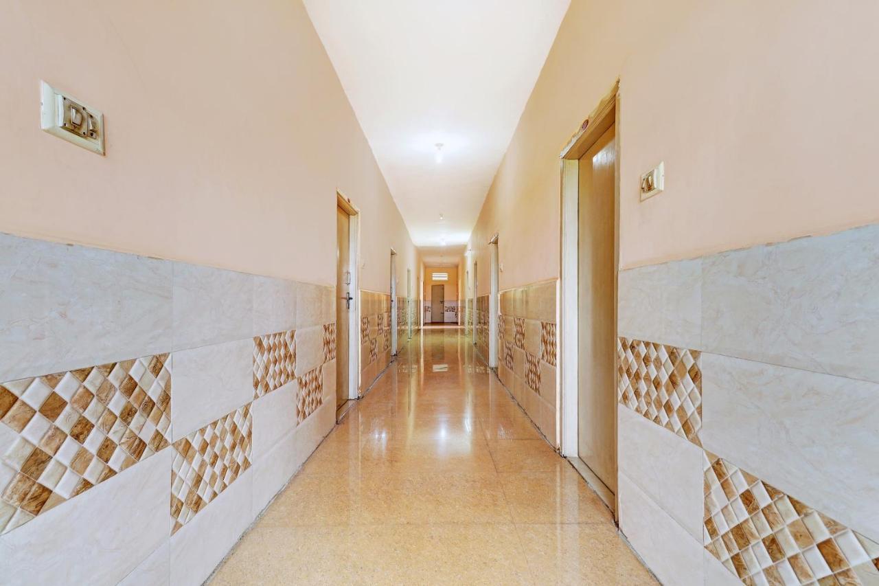 Oyo 81409 Hotel Sivajothi Tuticorin Exterior photo