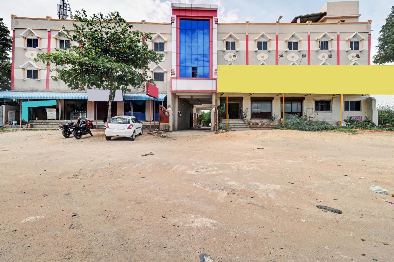Oyo 81409 Hotel Sivajothi Tuticorin Exterior photo